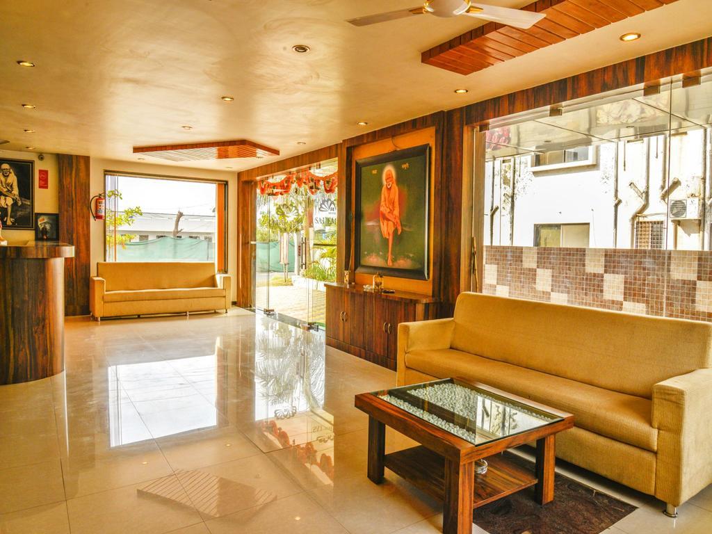 Oyo 4316 Hotel Sai Empire Shirdi Luaran gambar