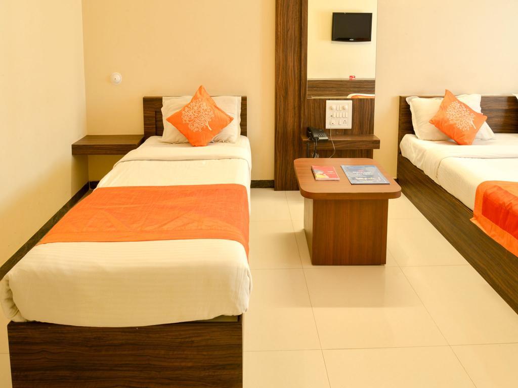 Oyo 4316 Hotel Sai Empire Shirdi Luaran gambar