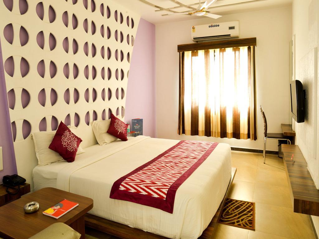 Oyo 4316 Hotel Sai Empire Shirdi Luaran gambar